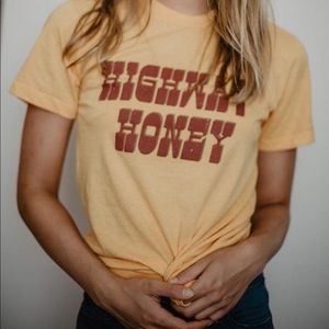 Highway honey yellow tee